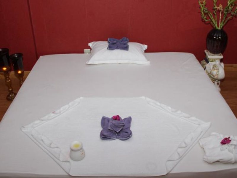 Ramee Rose Hotel 118521