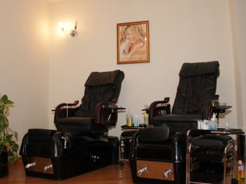 Ramee Rose Hotel 118522