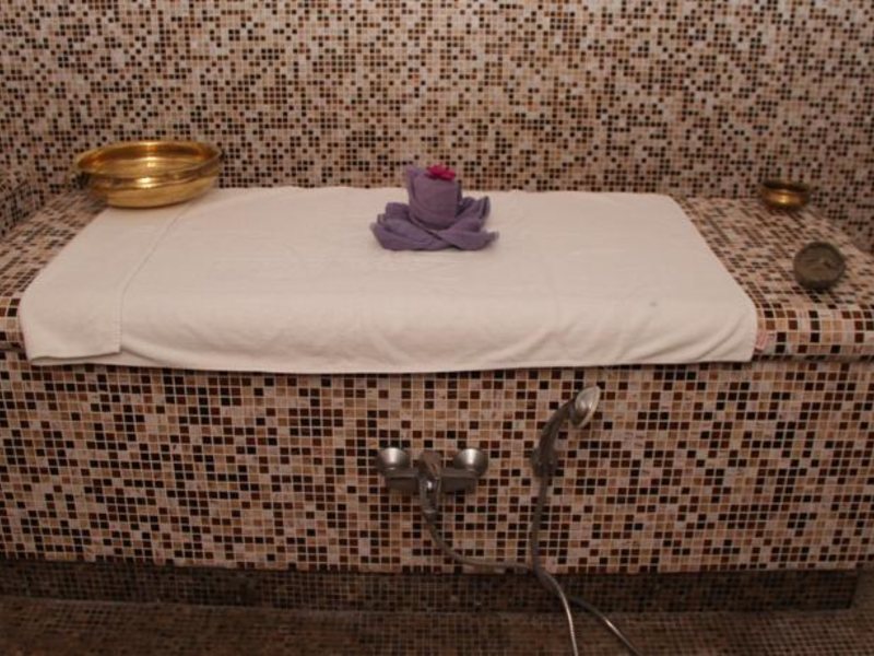 Ramee Rose Hotel 118523