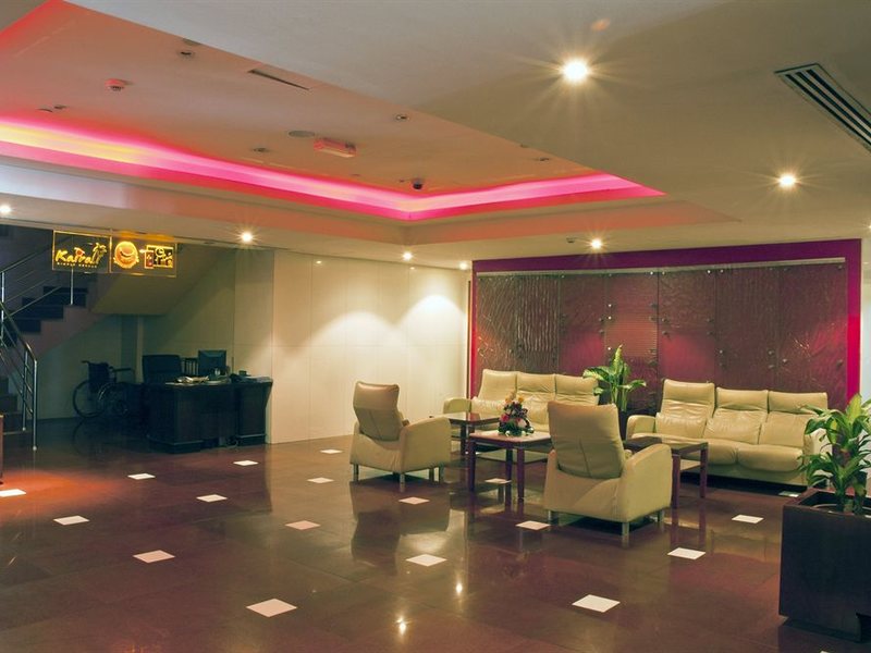 Ramee Royal Hotel 48927