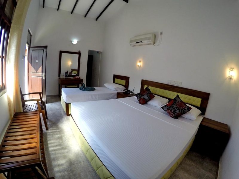 Ramon Beach Resort 194000