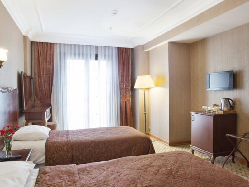 Rast Hotel  99976
