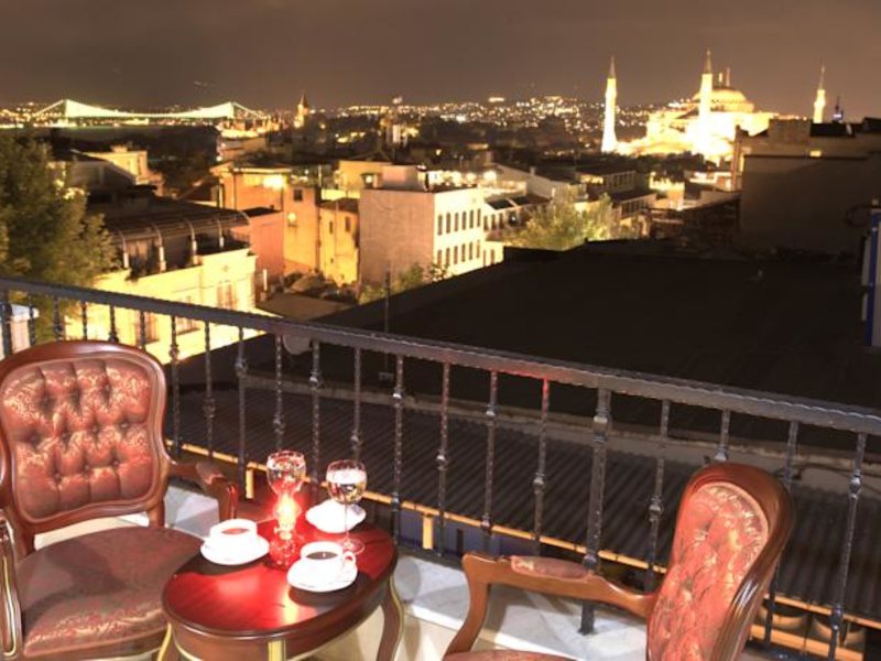 Rast Hotel  99979