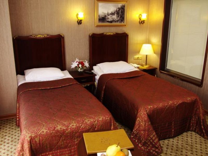 Rast Hotel  99985