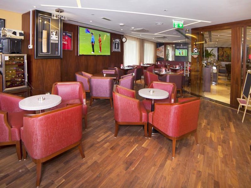 Raviz Center Point Hotel Dubai  300065