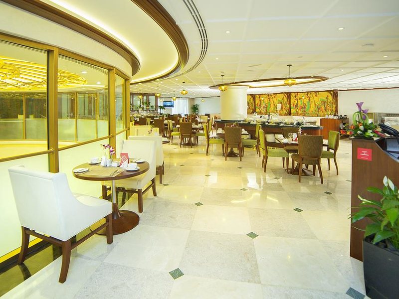 Raviz Center Point Hotel Dubai  300067