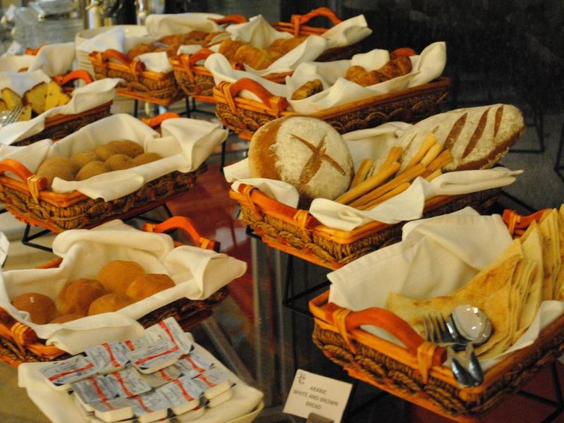 Raviz Center Point Hotel Dubai  300082