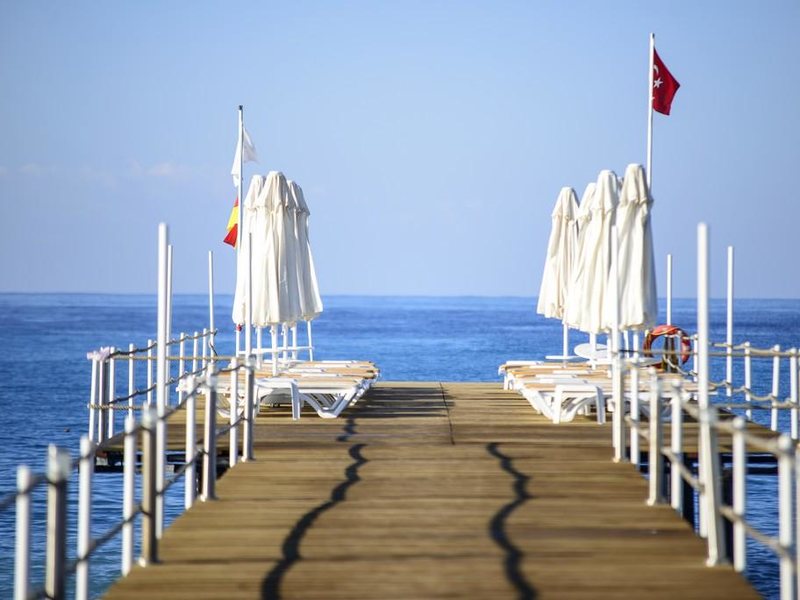 Raymar Hotel & Resort 51015