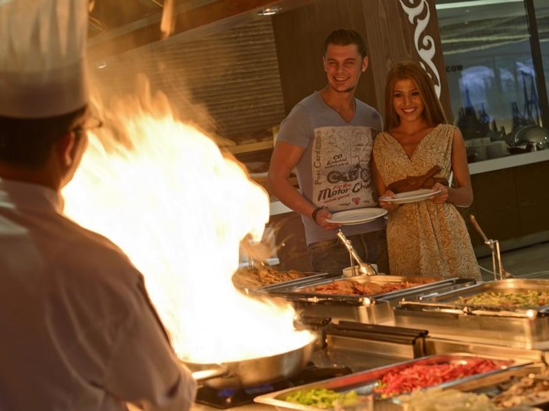 Raymar Hotel & Resort 51019