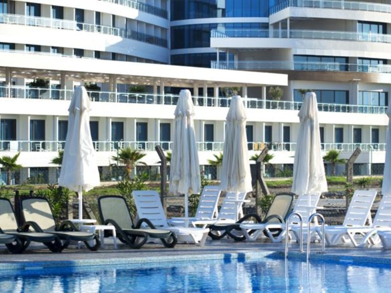 Raymar Hotel & Resort 60244