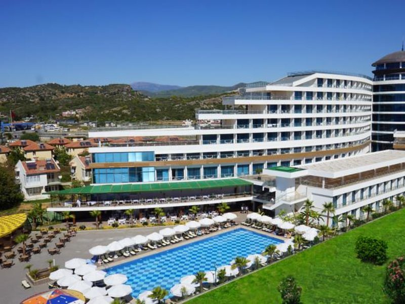 Raymar Hotel & Resort 60254