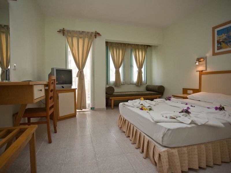 Rebin Beach Hotel 280749