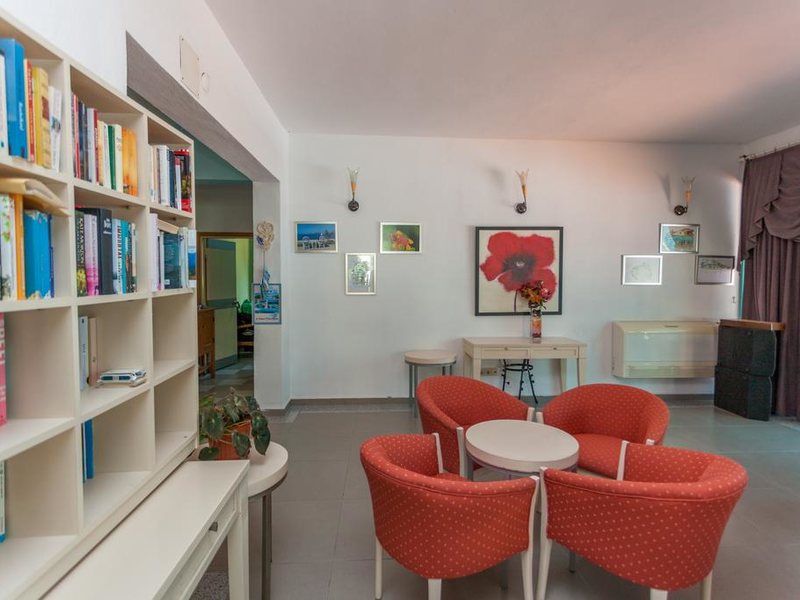 Rebin Beach Hotel 280752