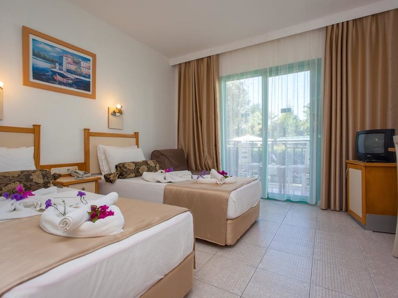 Rebin Beach Hotel 280754