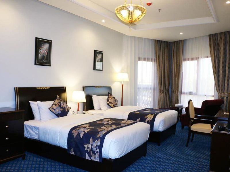 Red Castle Hotel 192008