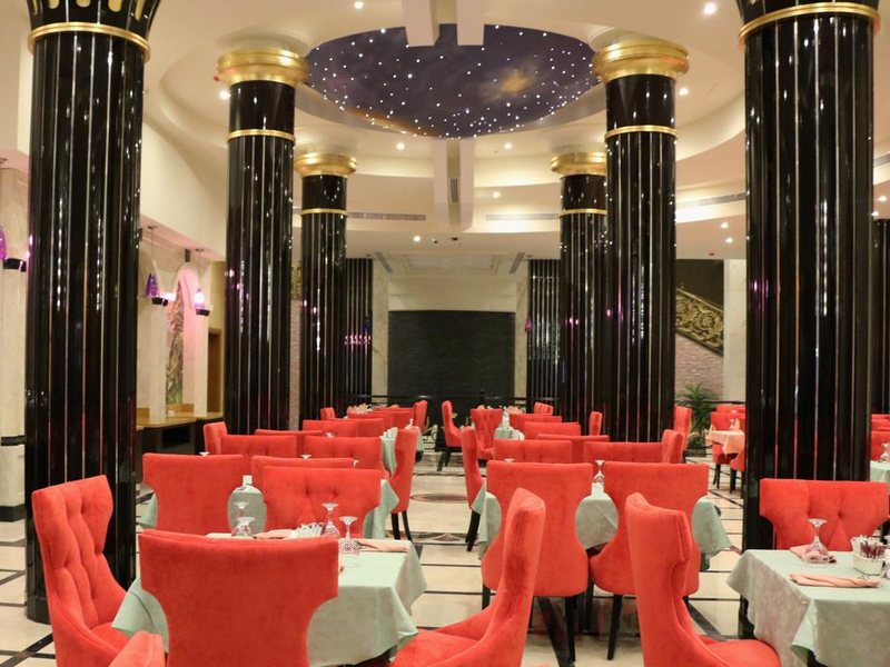 Red Castle Hotel 192028