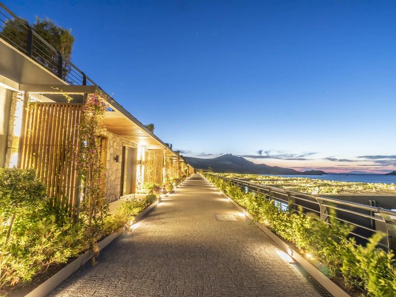 Red Rock Hotel & Suites By Selvese 303259