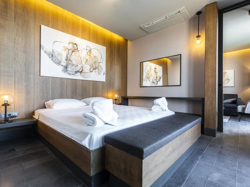 Red Rock Hotel & Suites By Selvese 303272