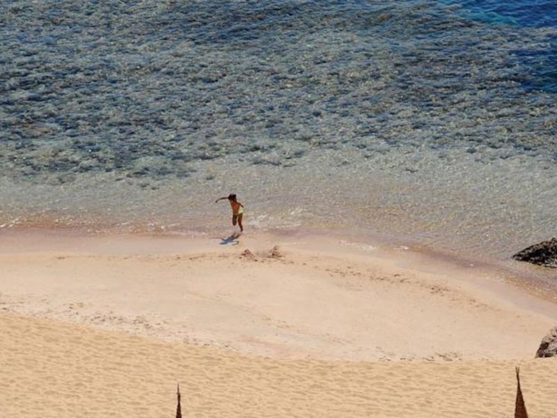 Reef Oasis Blue Bay Resort  127196