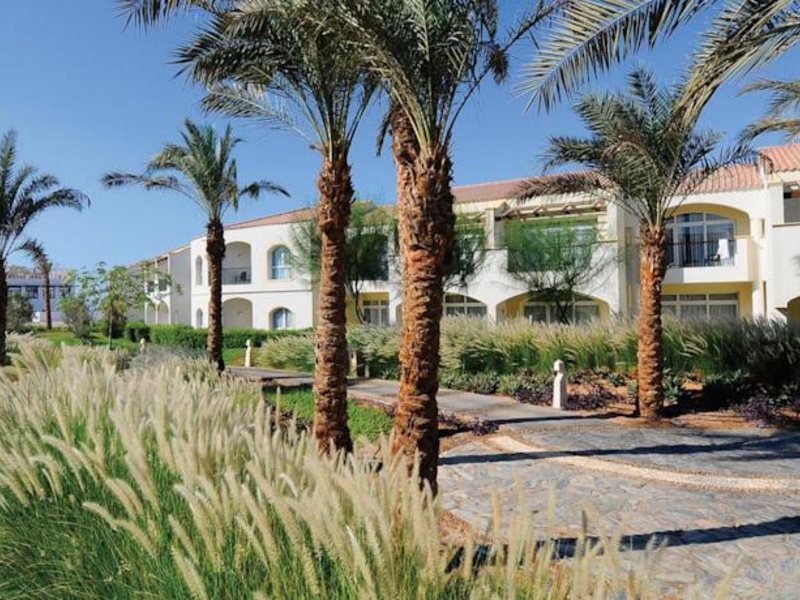 Reef Oasis Blue Bay Resort  127197