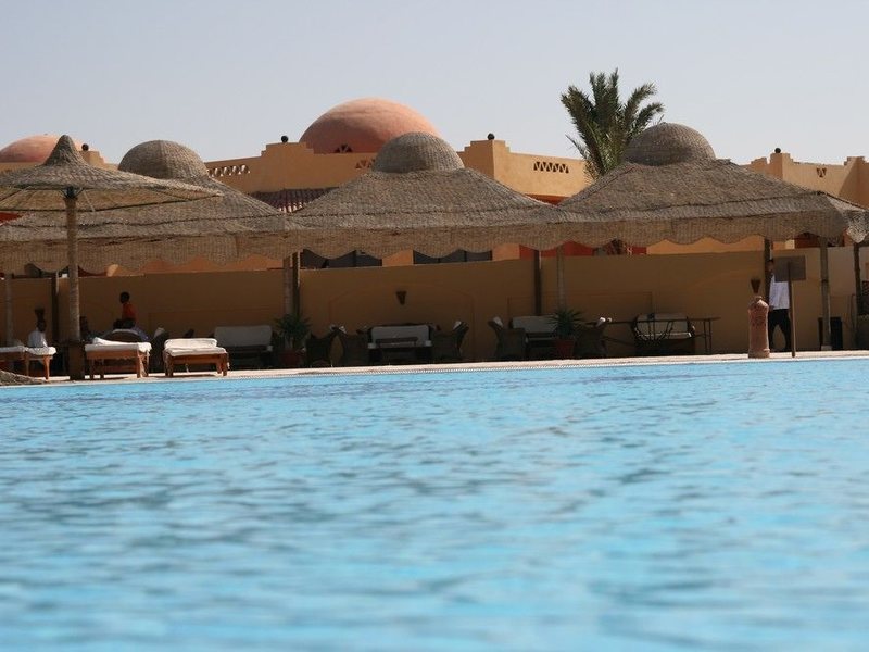 Reef Oasis Blue Bay Resort  127213