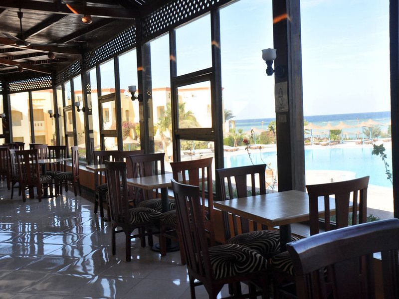 Reef Oasis Blue Bay Resort  127214