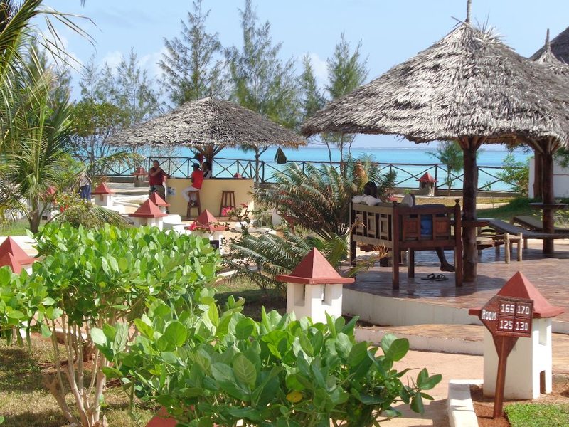 Reef and Beach 202023