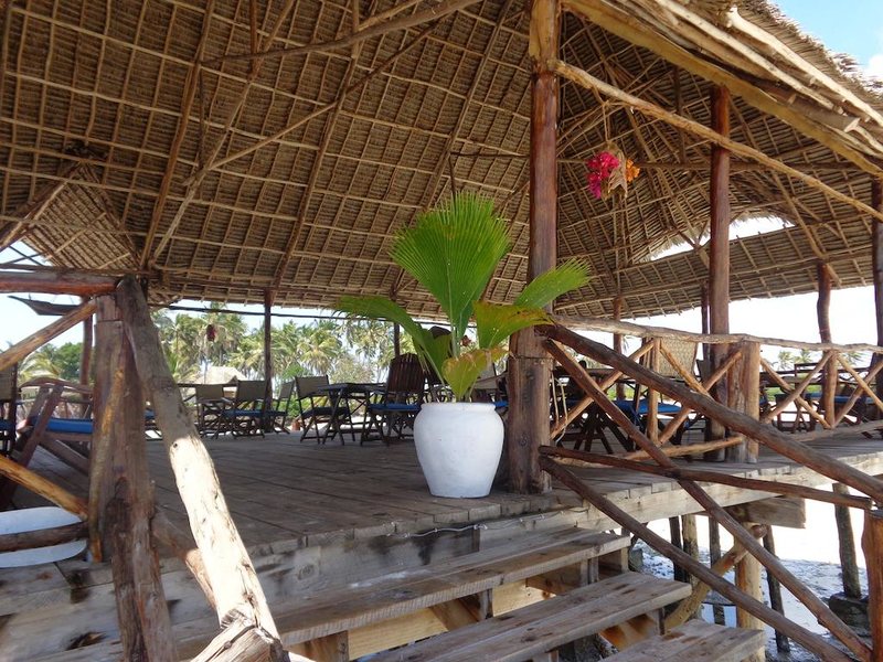 Reef and Beach 202037