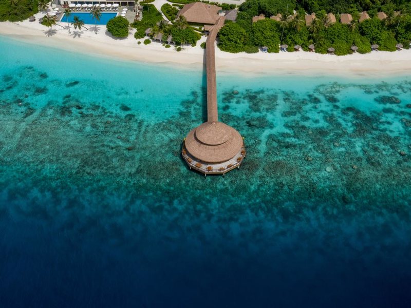 Reethi Faru Resort  323983