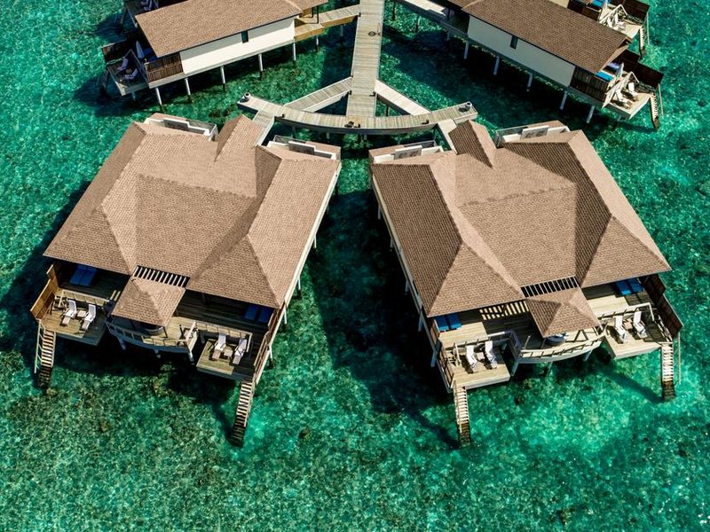 Reethi Faru Resort  324004