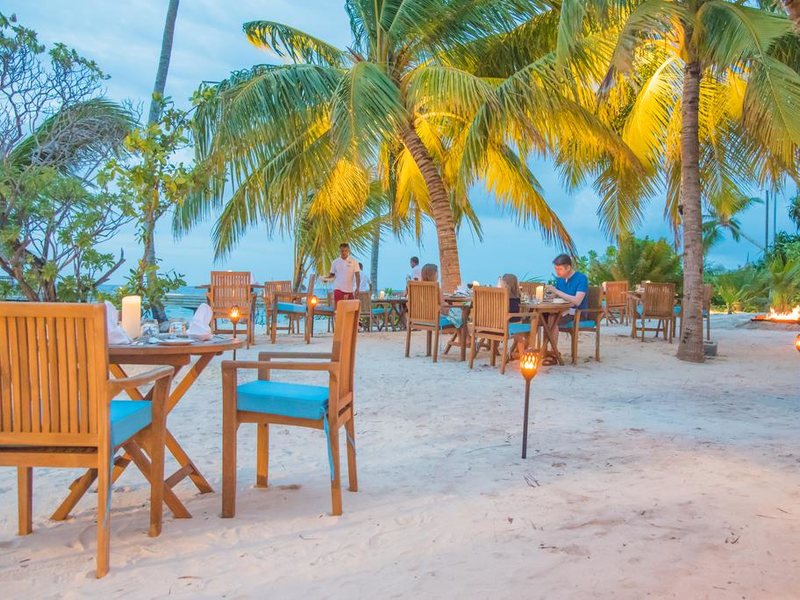 Reethi Faru Resort  324010