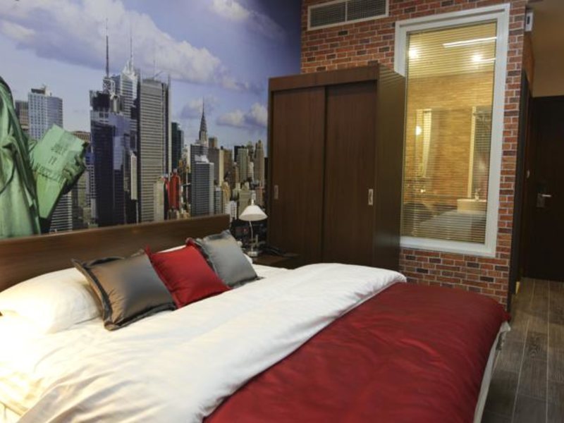 Reflections Hotel 118590