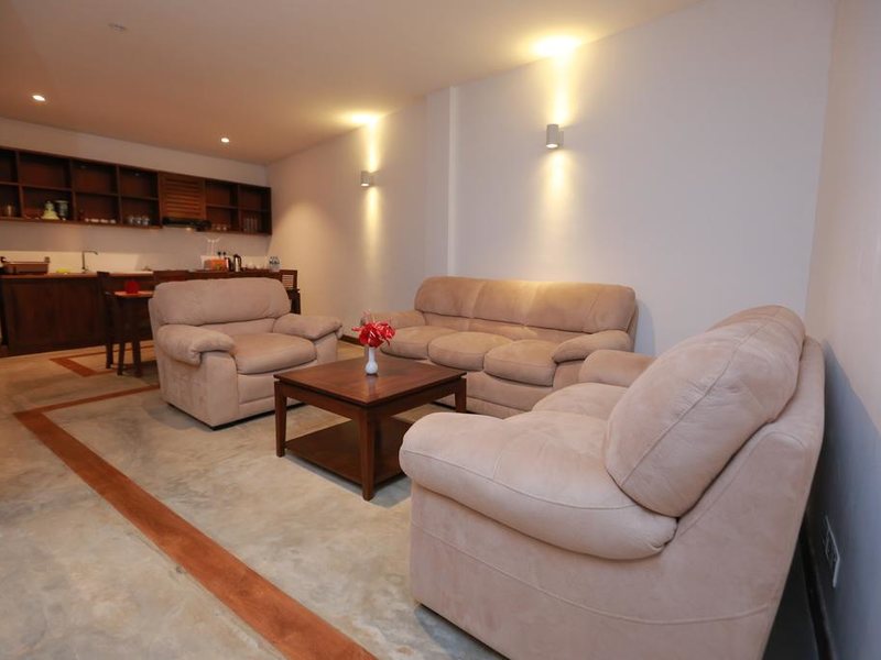 Refresh Hotel Hikkaduwa 110527