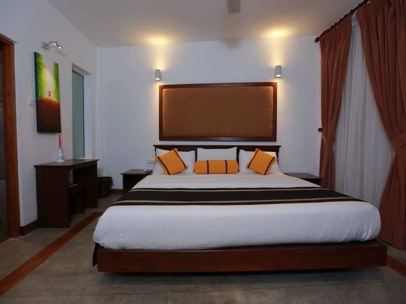 Refresh Hotel Hikkaduwa 110532