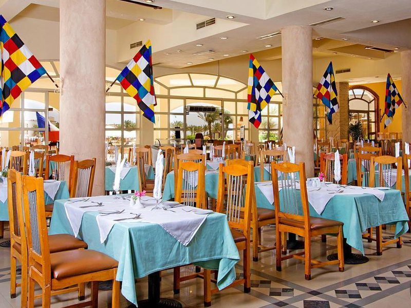 Regency Plaza Aqua Park & Spa Resort  72935