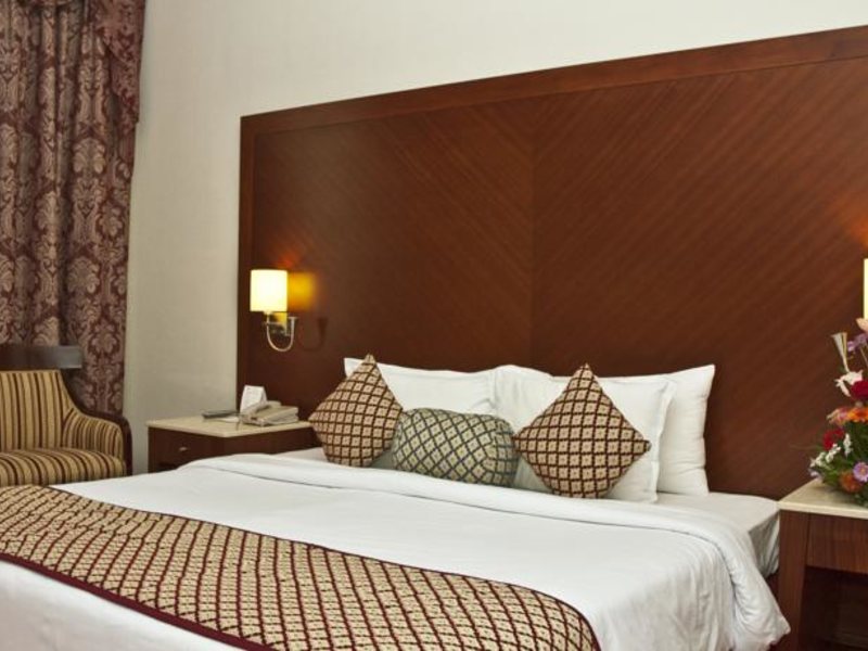 Regent Palace Hotel 48980