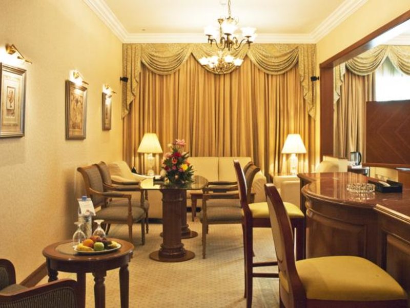 Regent Palace Hotel 48986