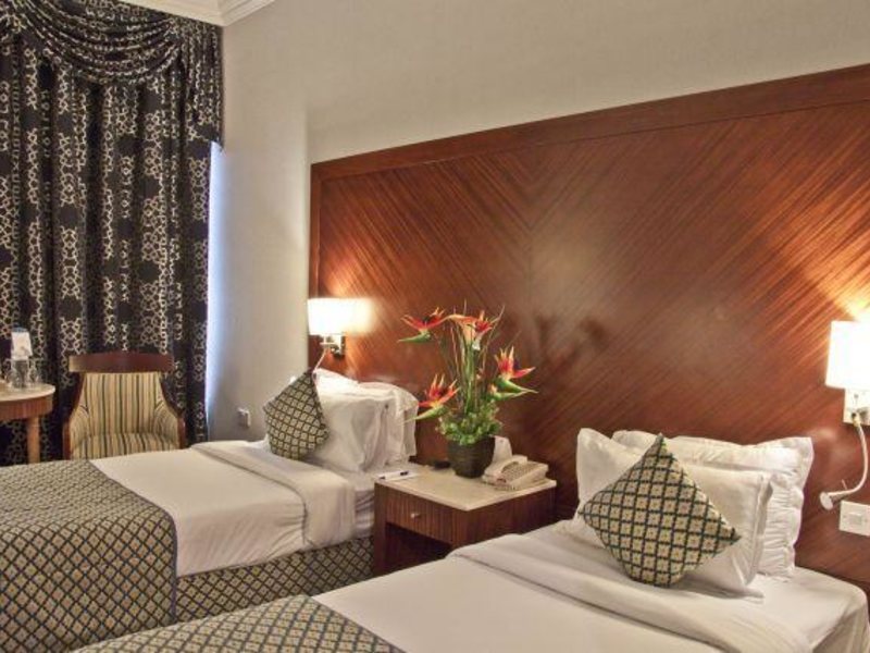 Regent Palace Hotel 48990