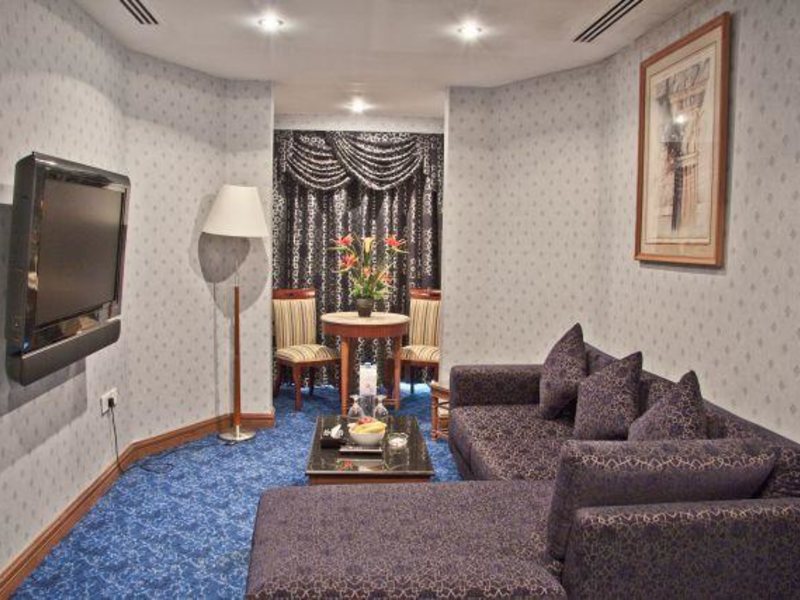 Regent Palace Hotel 48997