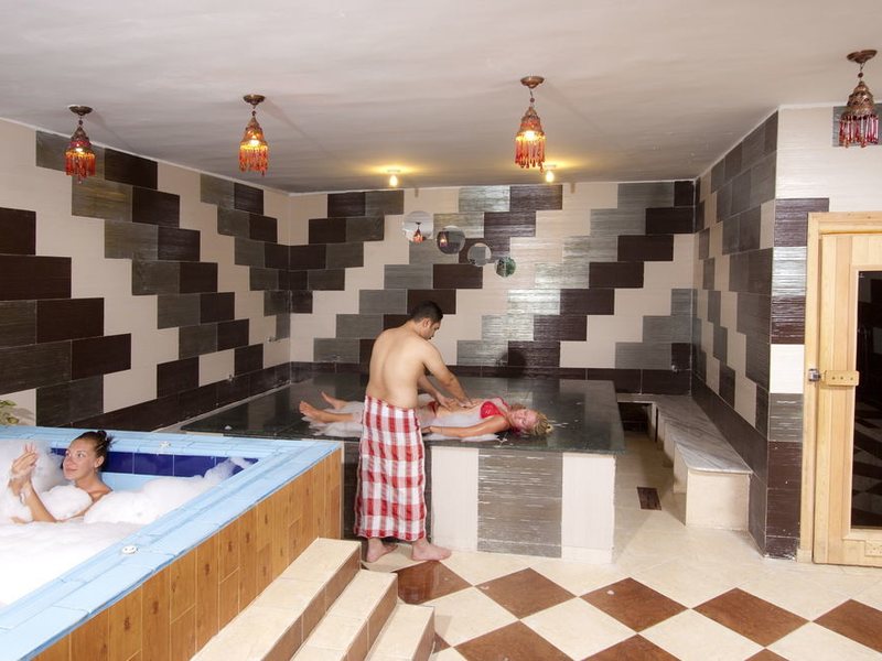 Regina Aqua Park Beach Resort  (ex 127669