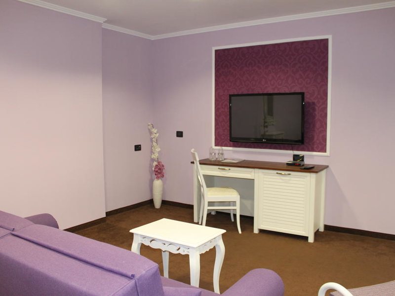 Regina Maria Spa  173047