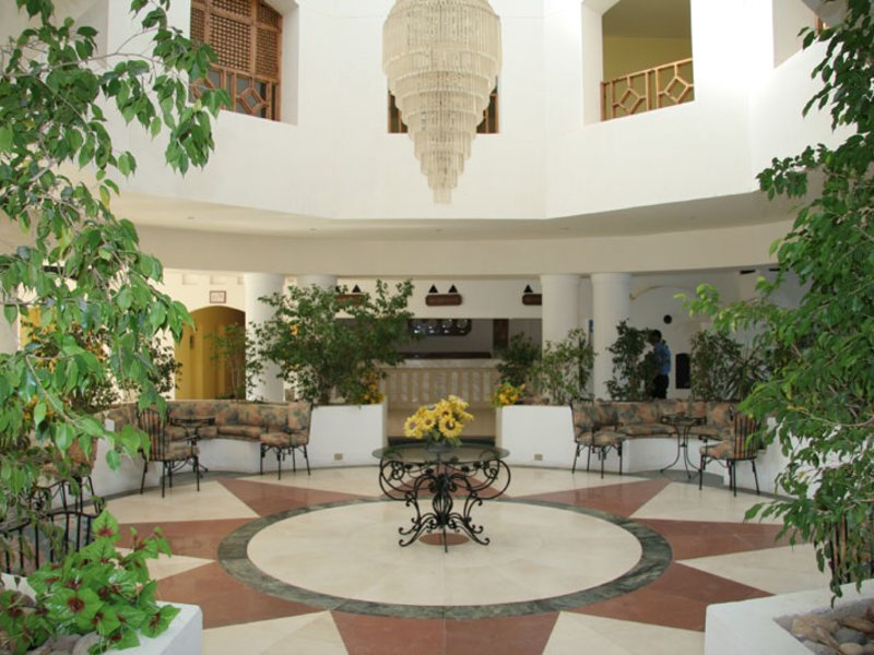 Regina Nuweiba 37230