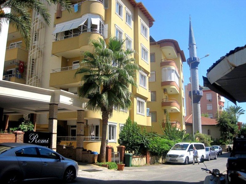 Remi Hotel  296136