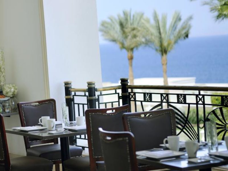 Renaissance Golden View Beach 127411