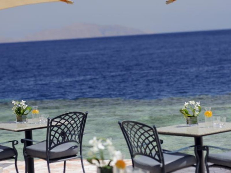 Renaissance Golden View Beach 127412