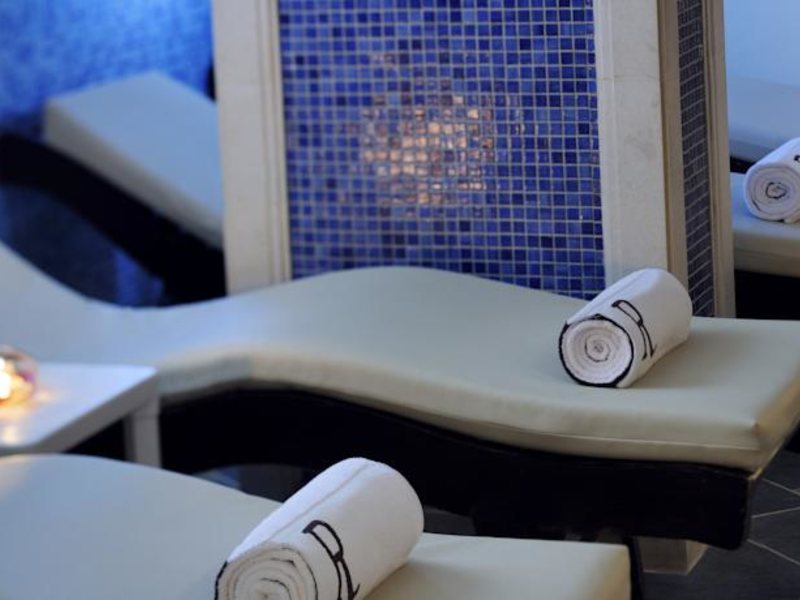 Renaissance Golden View Beach 127414