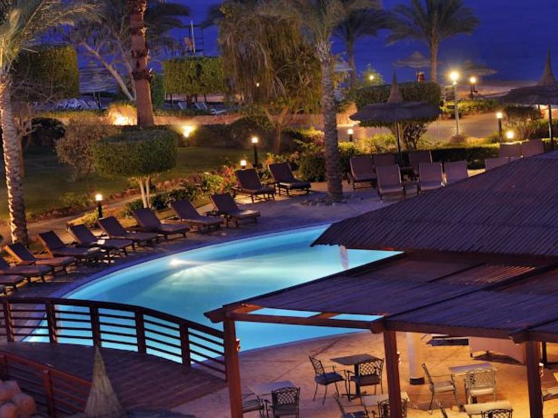 Renaissance Golden View Beach 127421