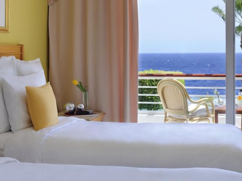 Renaissance Golden View Beach 127424