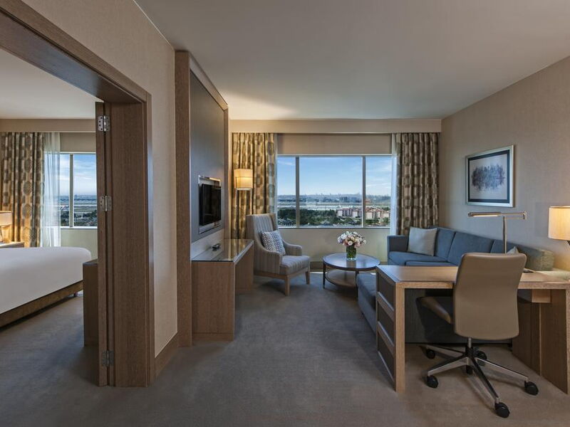 Renaissance Polat Bosphorus Istanbul Hotel 280786