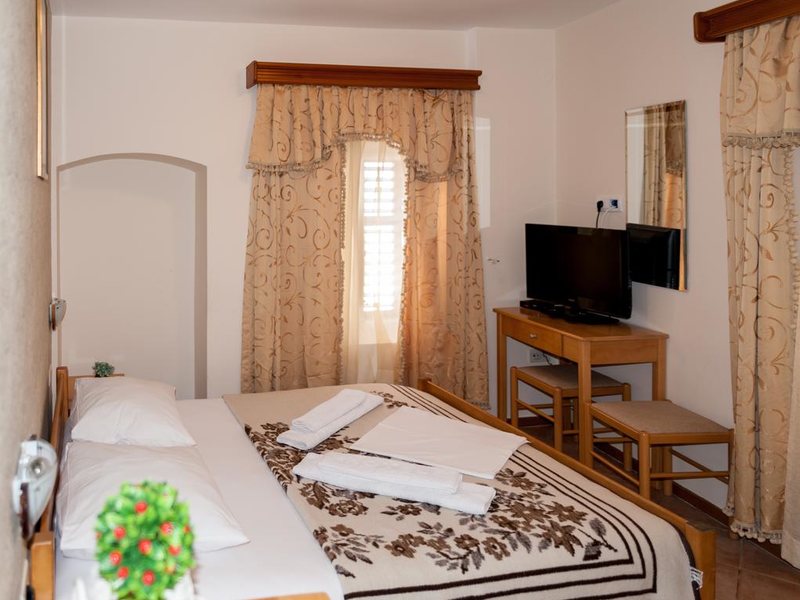 Rendez Vous Hotel  308597